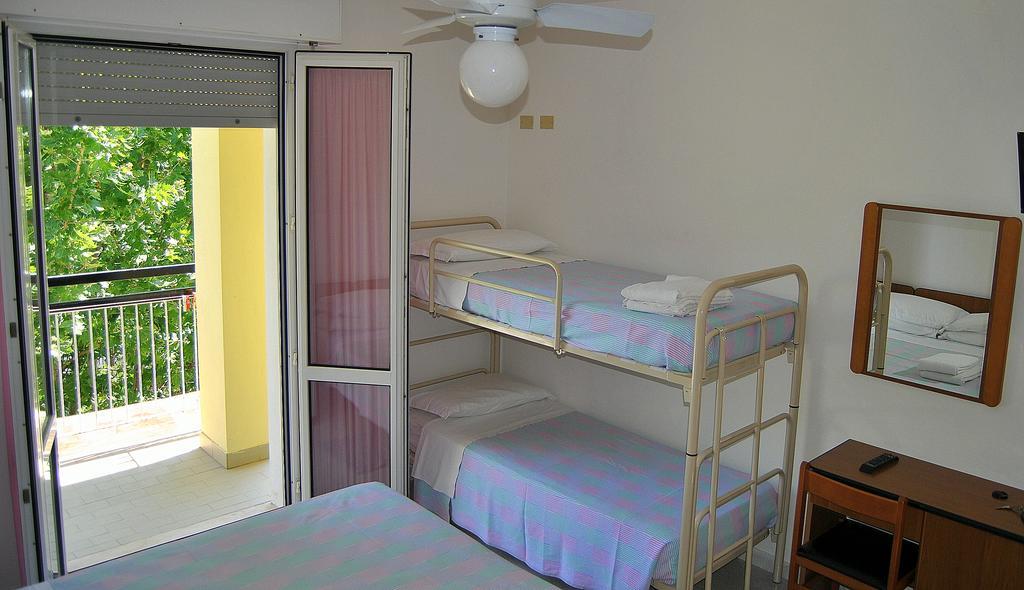 Hotel Samoa リミニ エクステリア 写真