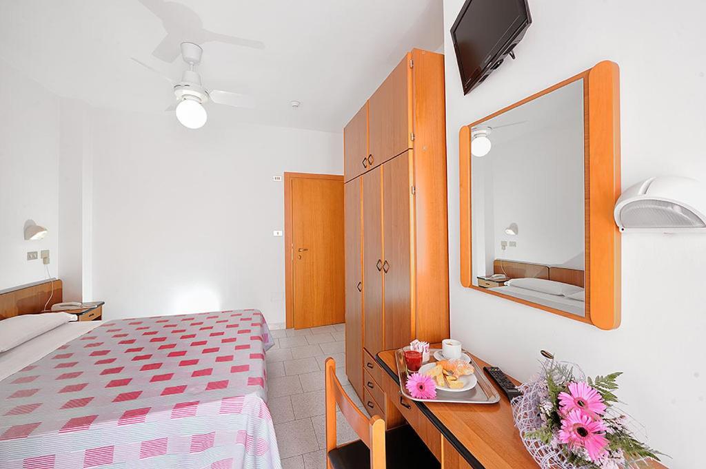 Hotel Samoa リミニ エクステリア 写真