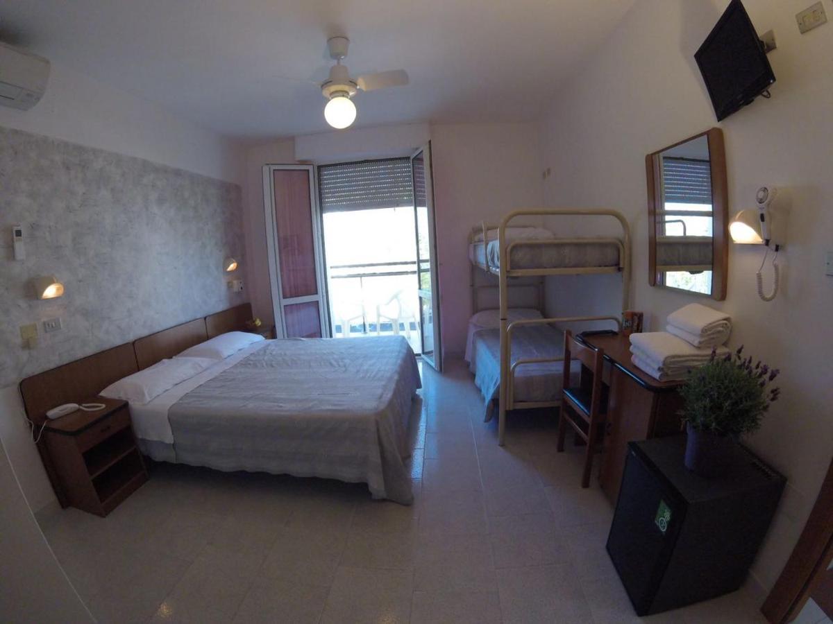 Hotel Samoa リミニ エクステリア 写真